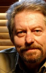 Брюс Питтман Брюс Питтман