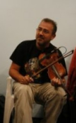 Деян Спаравало