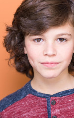 Закари Артур