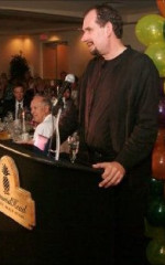 Майкл Д. Селлерс