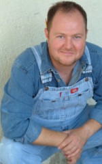 Джастин М. Вия