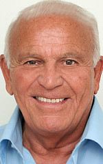 Энцо Дж. Кастеллари