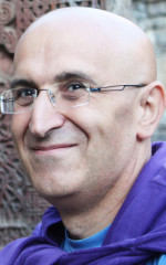 Арам Мовсесян