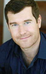 Том Стивенс Том Стивенс